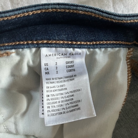 American Eagle Jeggings, size 2 short - Picture 2 of 4